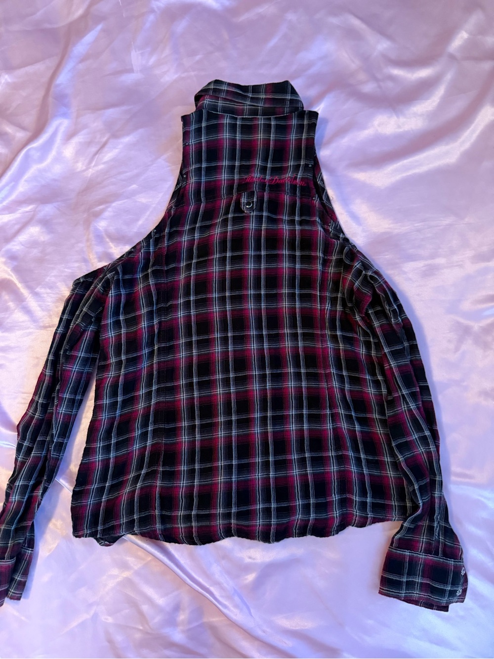 Harley Davidson Cold-Shoulder Plaid Button-Down Shirt - Black & Maroon - Picture 3 of 5